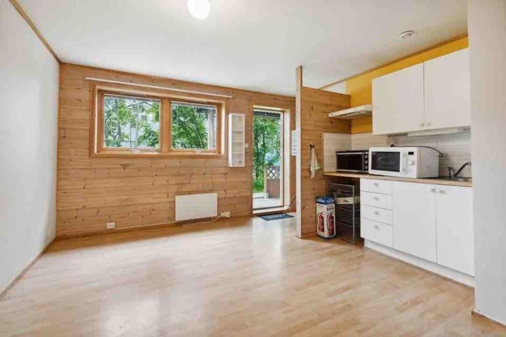 36 Sqm Studio Aparatment B Tromso Exterior photo